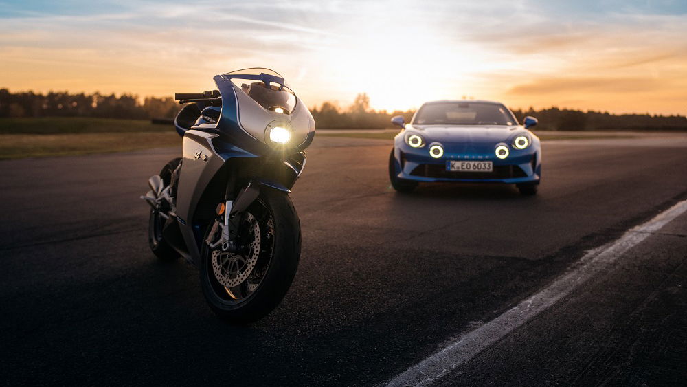 Superveloce Alpine ambient 